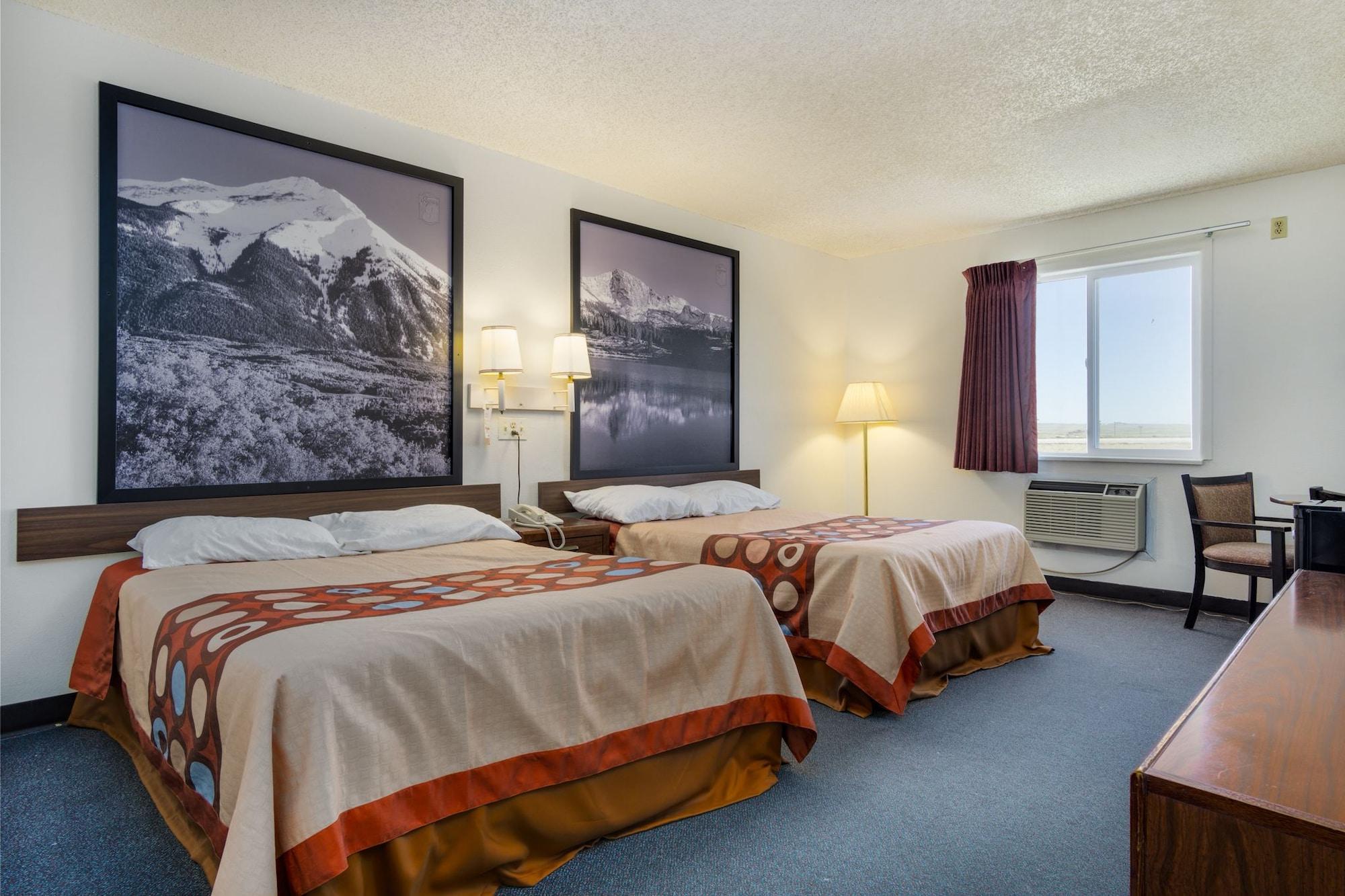 Super 8 By Wyndham Limon Otel Dış mekan fotoğraf