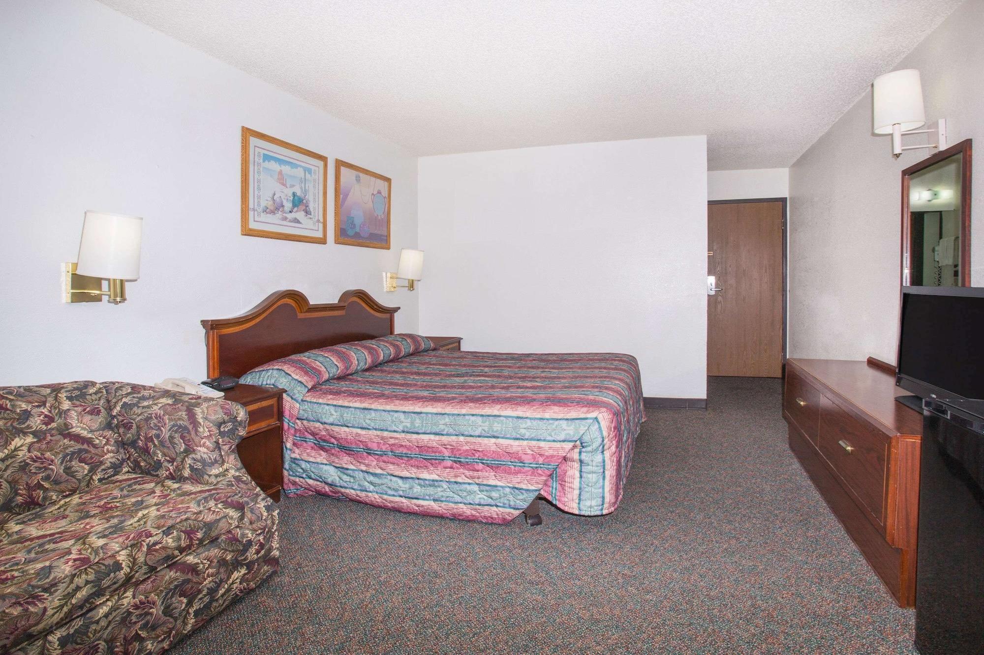 Super 8 By Wyndham Limon Otel Dış mekan fotoğraf