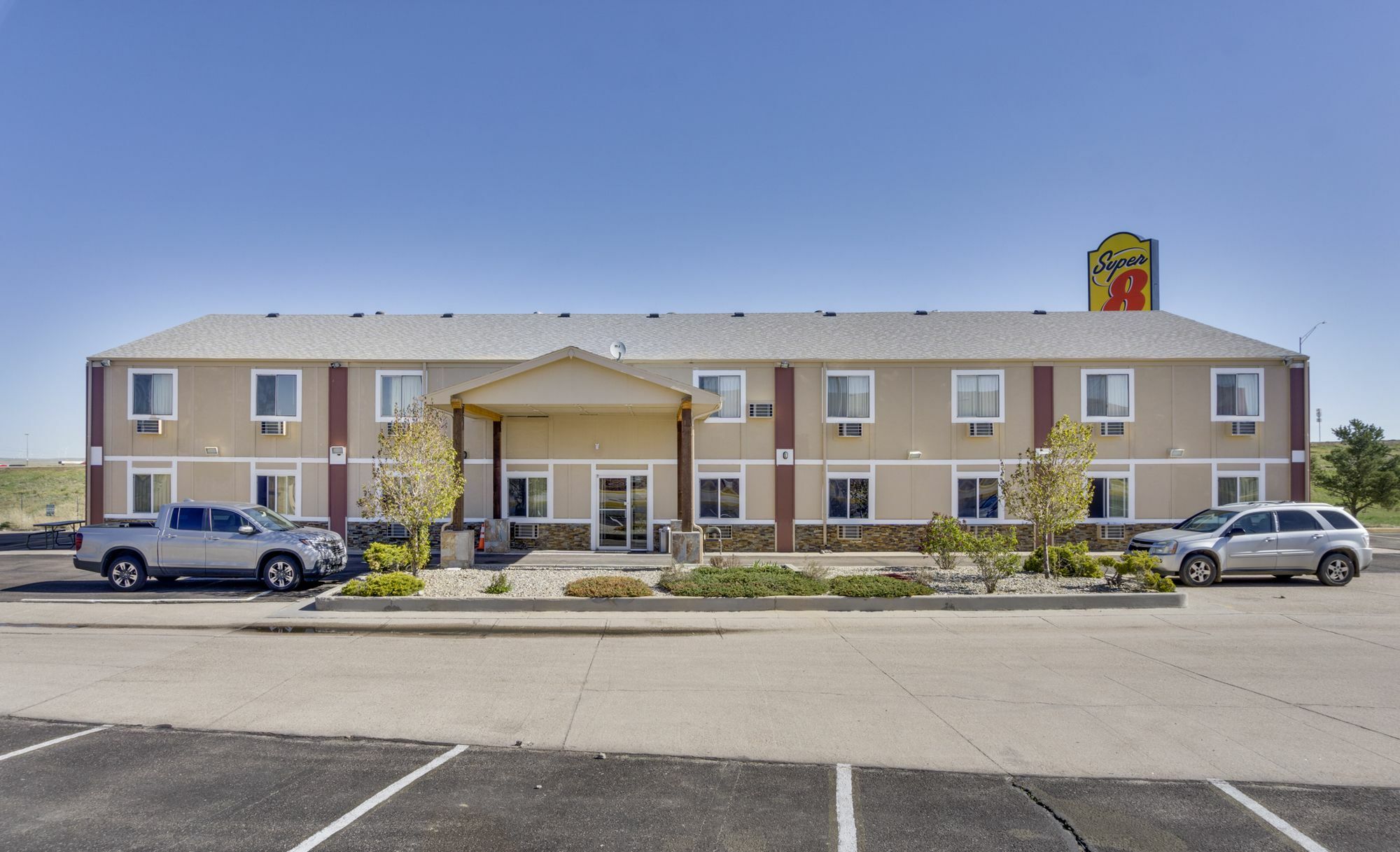 Super 8 By Wyndham Limon Otel Dış mekan fotoğraf